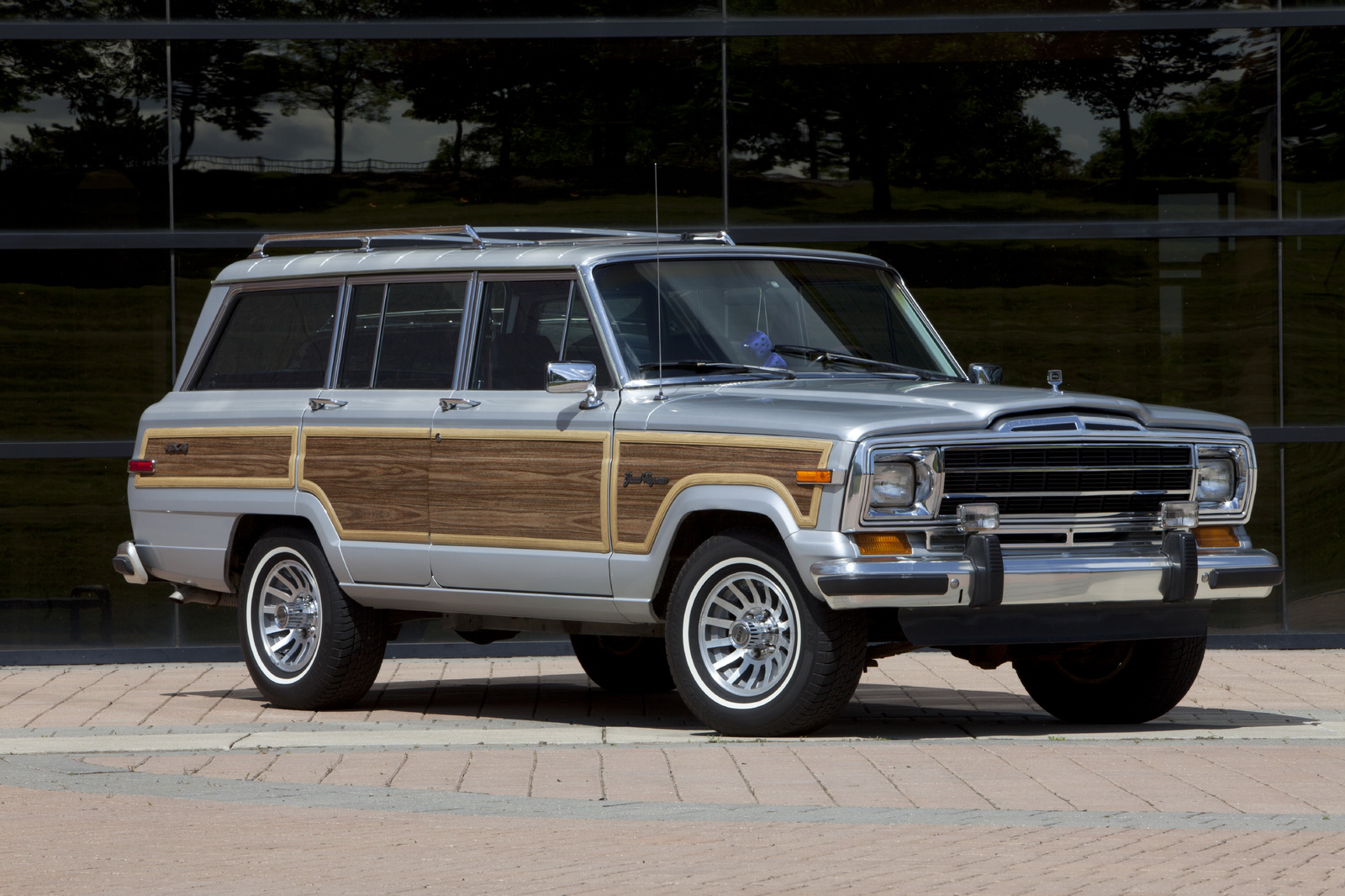 2019 Jeep Grand Wagoneer Release date Price