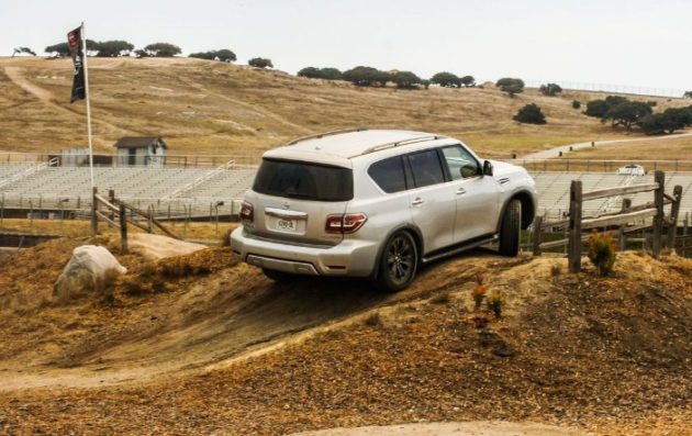 2017 Nissan Armada 12