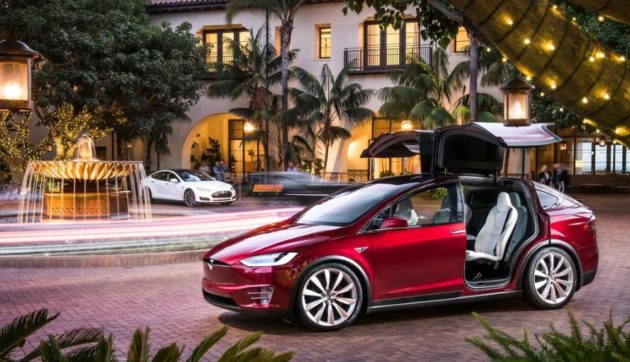 2017 Tesla Model X 2