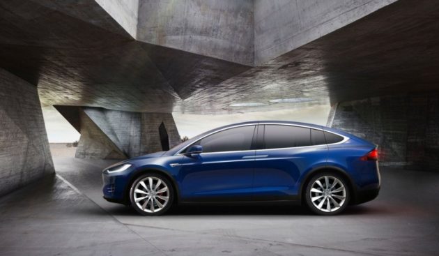 2017 Tesla Model X 7