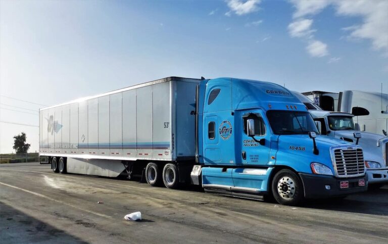 Revamp Your Trucking Business: Essential Logistic Solutions for Growth and Efficiency